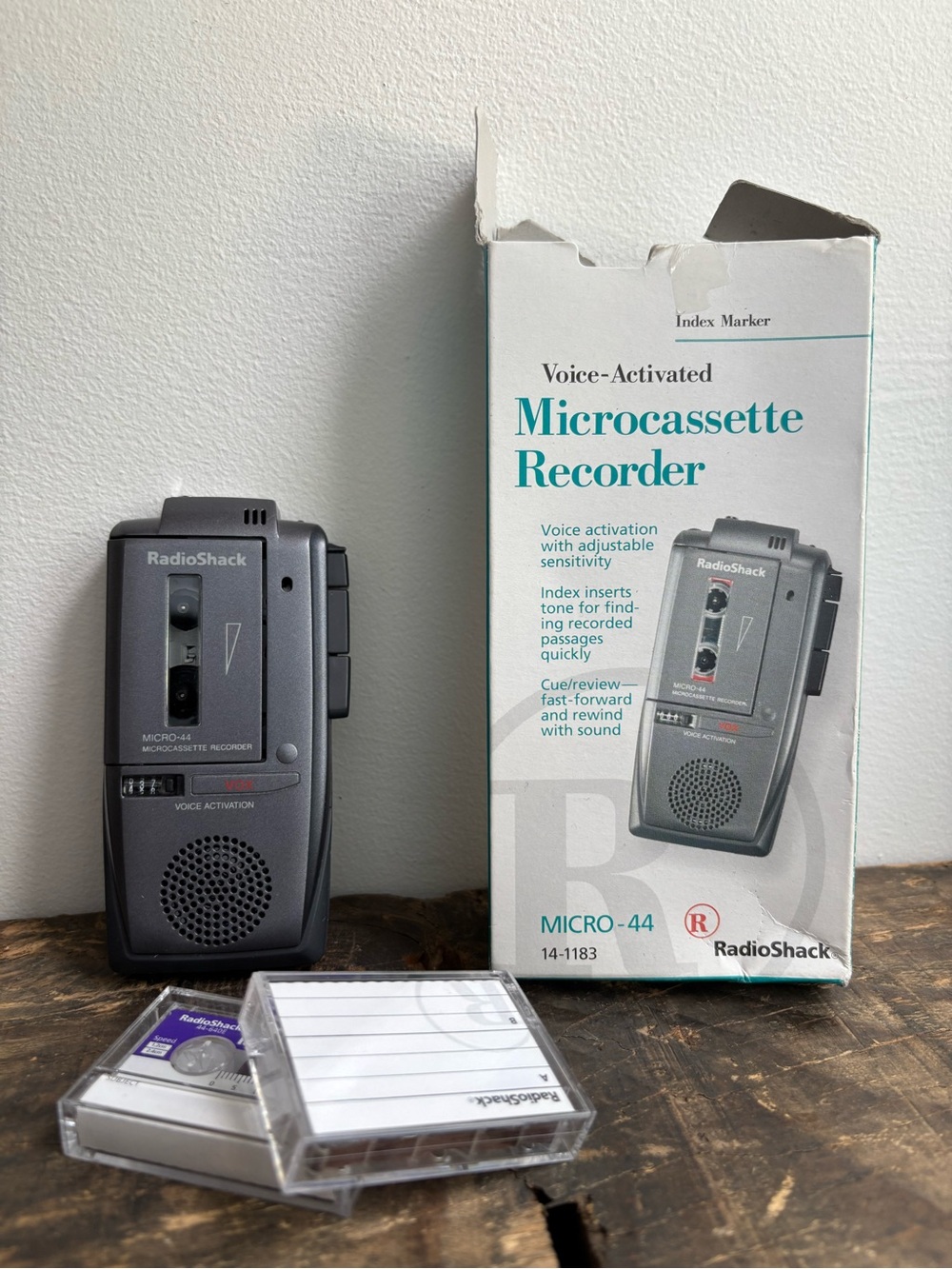 Radio Shack Microcassette Recorder Micro 44 14-1183 in original box